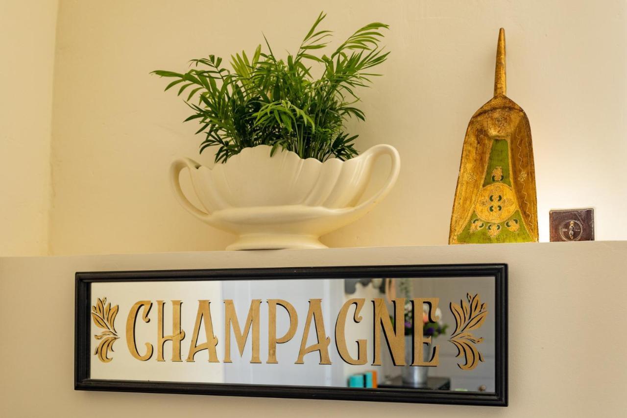 Bed and Breakfast Champagne House - Elegance, Luxury And Charm Condom Exterior foto